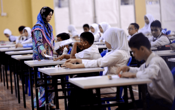 UPSR Tamil and Maths papers also leaked