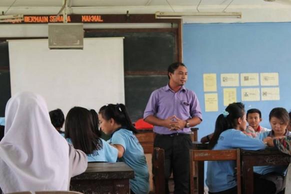 Too many graduates in education