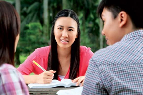 An international degree with HELP's University of London International Programmes