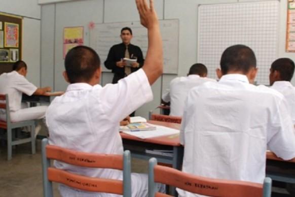 100 percent SPM pass for a prison school in Melaka