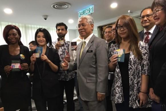 International Students Can Apply for Student Pass Online