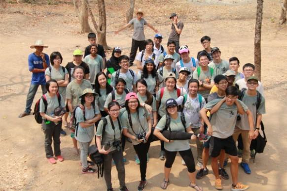 A Helping Hand to the Children of Cambodia