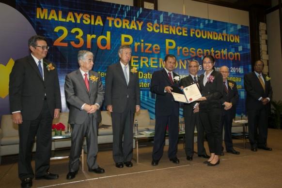 Nottingham student receives grant from Toray Science Foundation