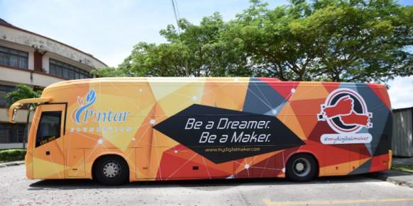 MDEC & PINTAR Launch State-of-the-Art Mobile Learning Unit