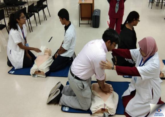 Experiencing a Day in the Life of a Health Sciences Student at Perdana University