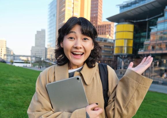 Australia vs. UK: Which is Better for Malaysian Students Seeking Jobs After Graduation?